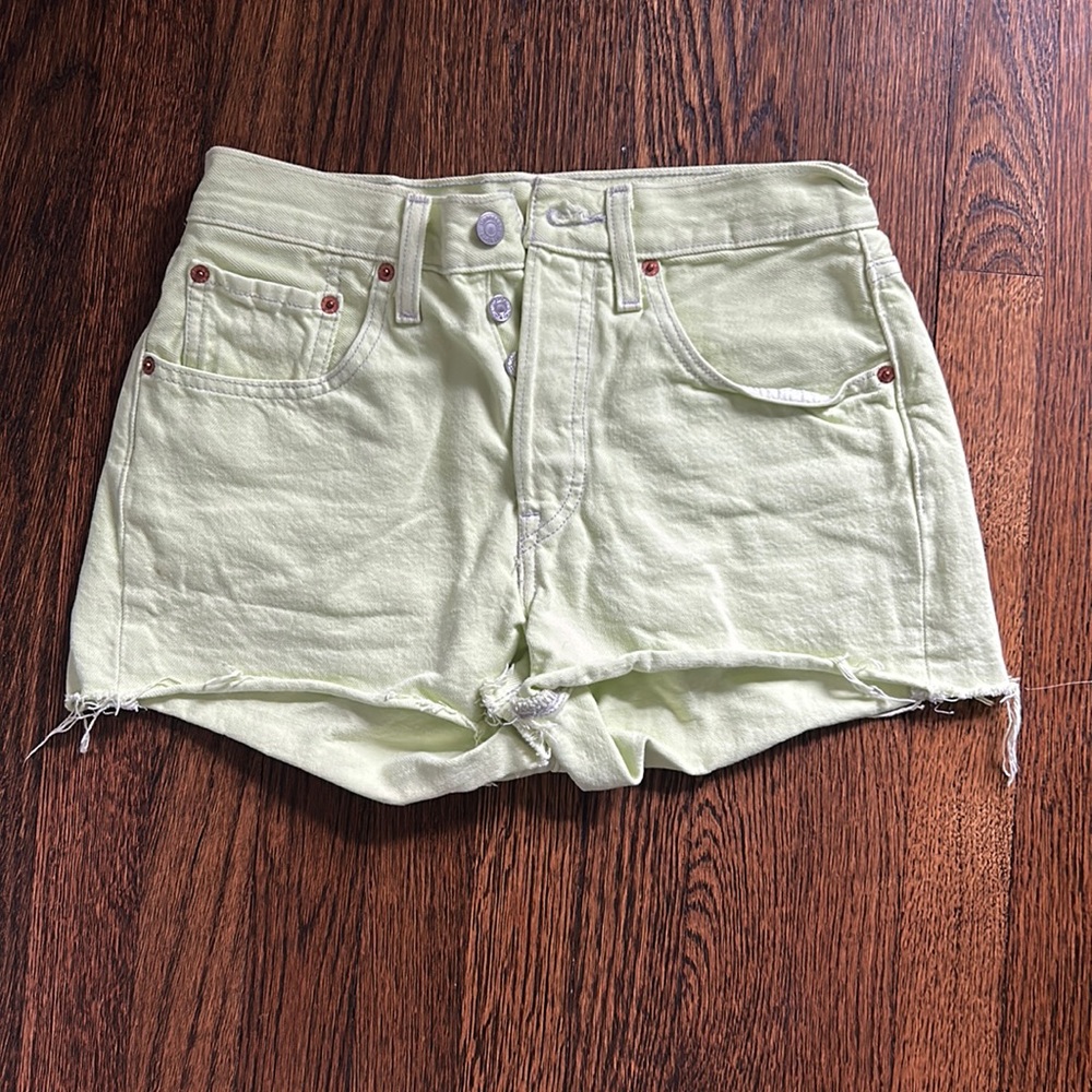 Levi’s 501 bright green high-rise jean shorts